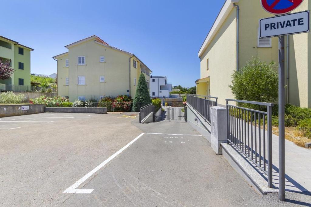 Apartment Starry Night Malinska Esterno foto
